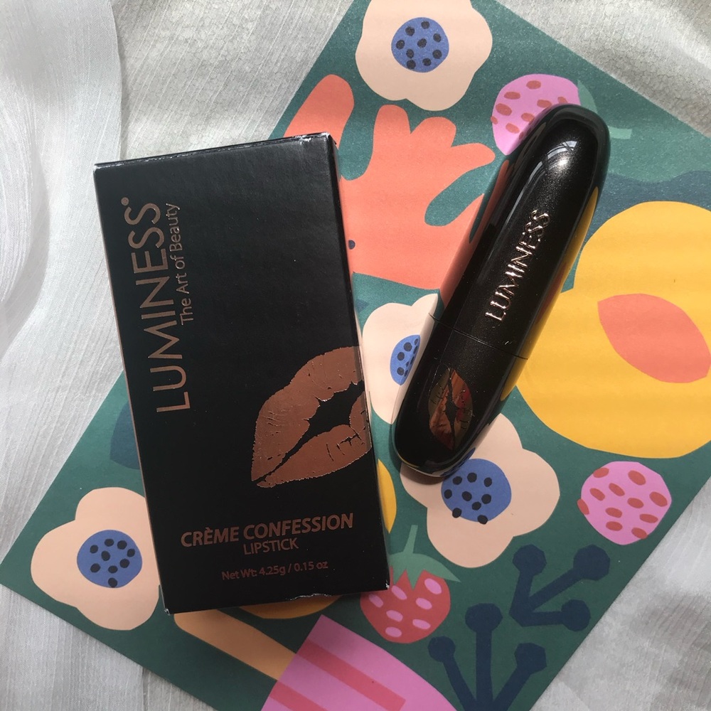 NIB Luminess Lipstick - Poison Apple